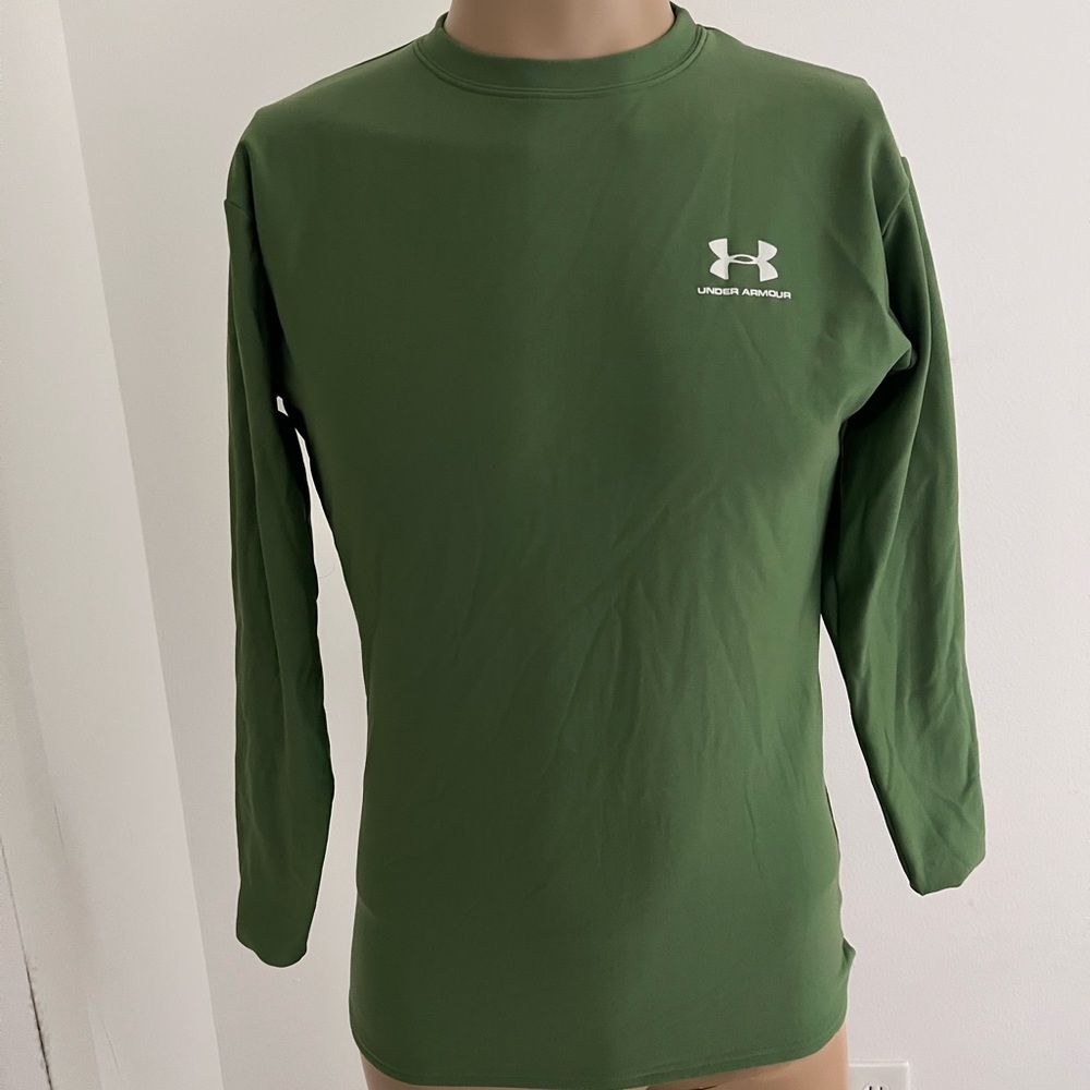 Long sleeve olive under amour shirt